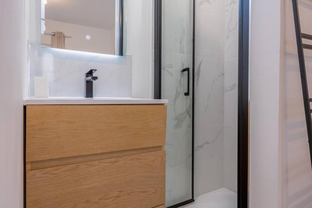 Le Cocon Urbain En Hyper Centre Apartment Ла Рошел Екстериор снимка